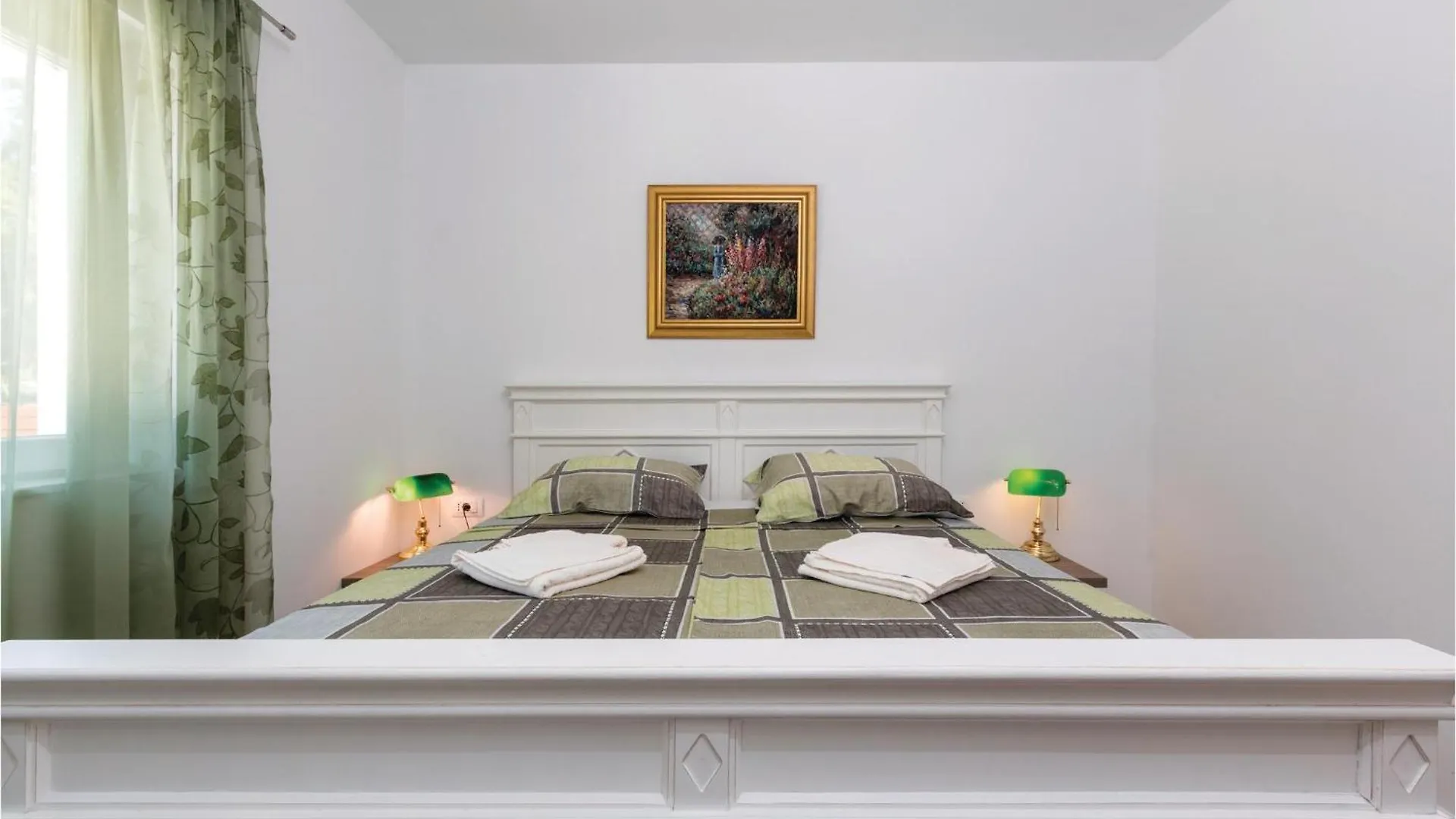 Tatil Evi 4 Bedroom Stunning Home In Pula