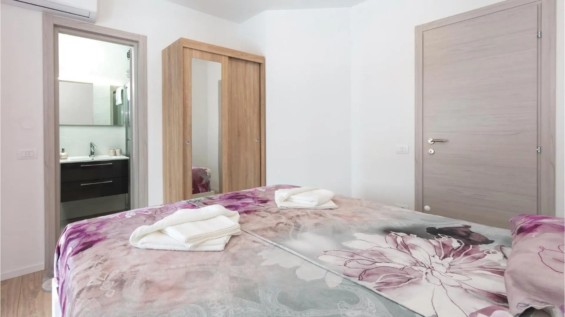 度假居 4 Bedroom Stunning Home In 普拉